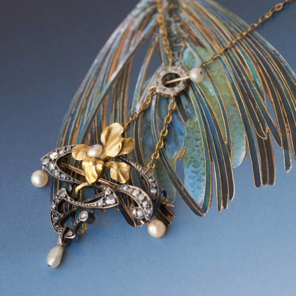 Pendentif - Broche Art nouveau Diamants et Perles