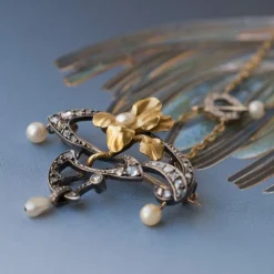 Pendentif - Broche Art nouveau Diamants et Perles