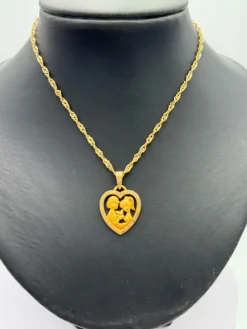 Pendentif amoureux de Peynet et sa chaine en or