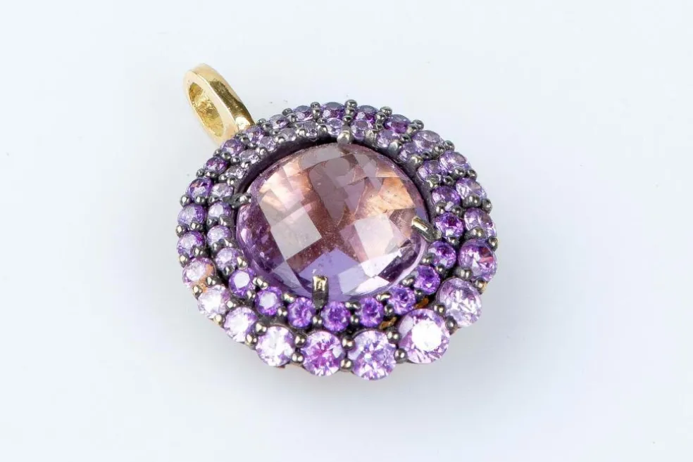 Pendentif améthyste en or massif