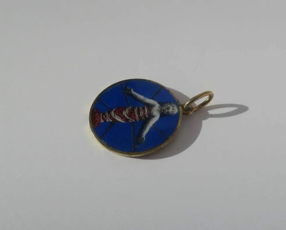Pendentif ancien biface émail fleur de Lys Jésus