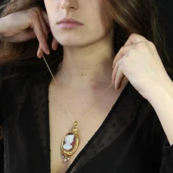 Pendentif ancien Camée et Perles fines