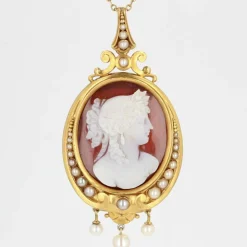 Pendentif ancien Camée et Perles fines