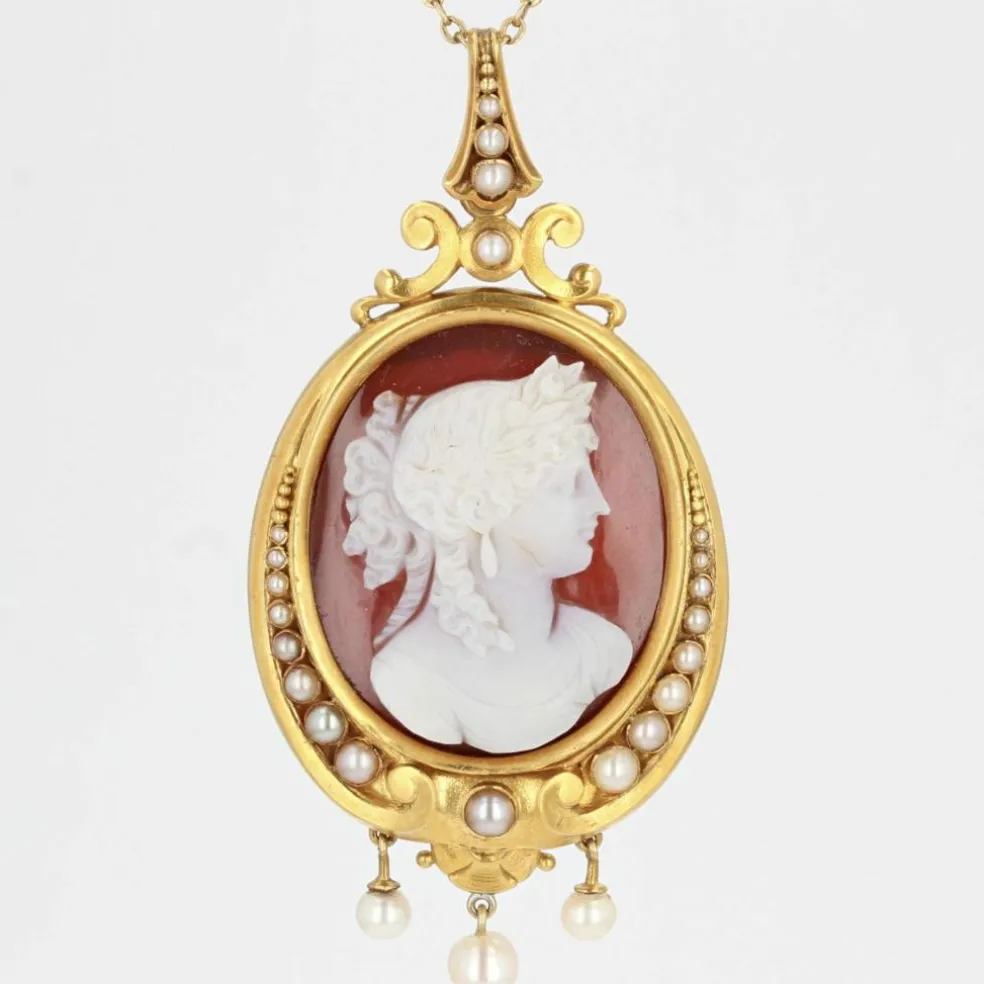 Pendentif ancien Camée et Perles fines
