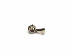 Pendentif ancien en or blanc 750 avec diamant