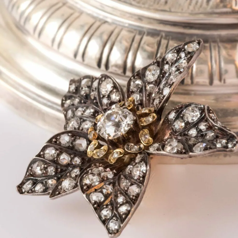 Pendentif ancien fleur diamants