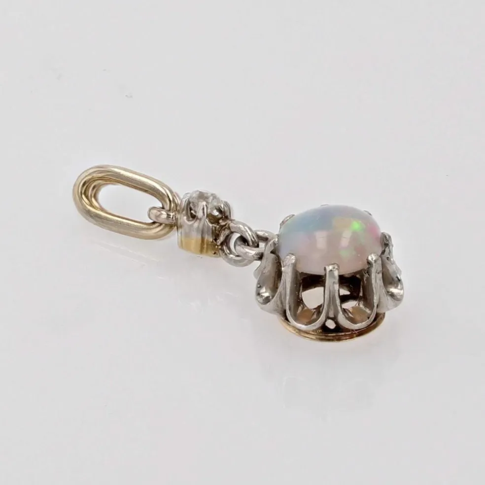 Pendentif ancien opale et diamant