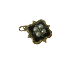 Pendentif ancien trèfle or rose, perles, émeraudes, émail