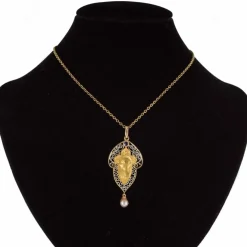 Pendentif ancien Vierge saphir perle fine