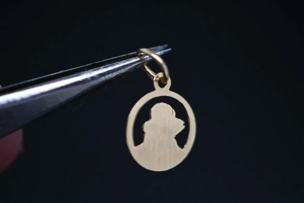 Pendentif ange en or 18 carats