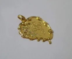 Pendentif Art Nouveau 1905 cœur rocaille