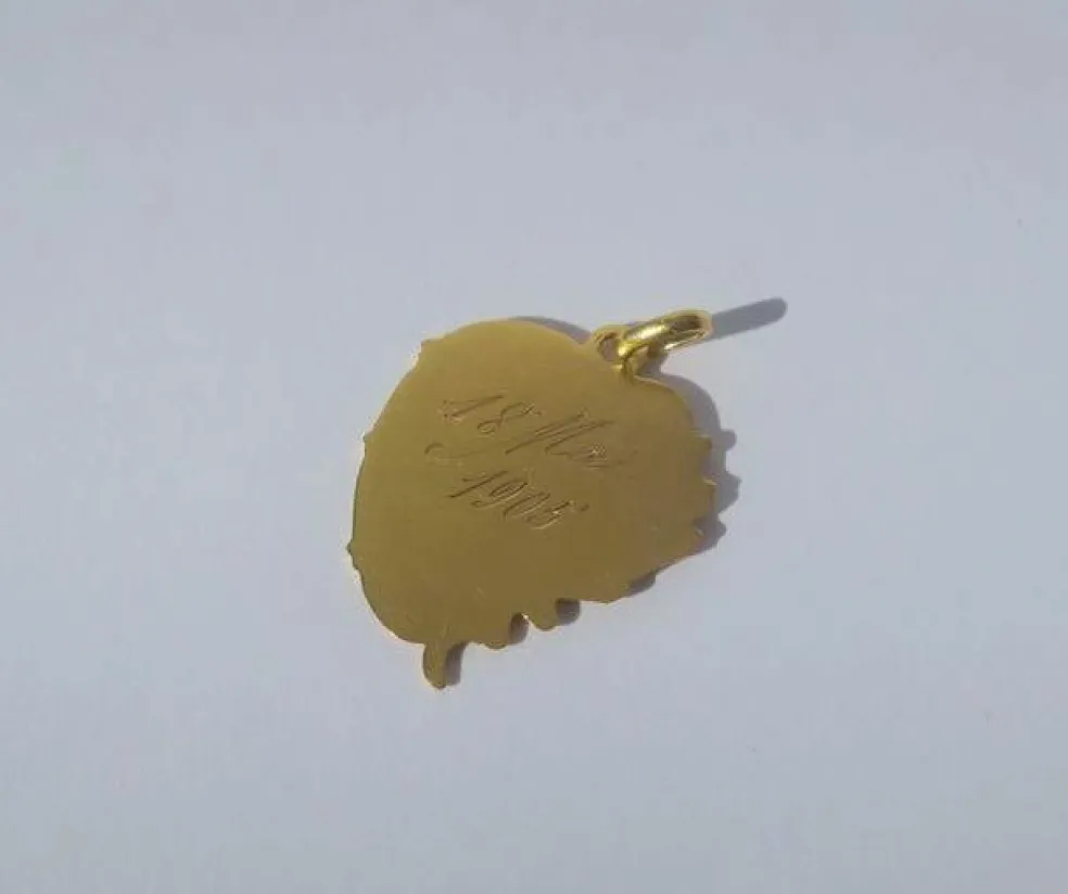 Pendentif Art Nouveau 1905 cœur rocaille