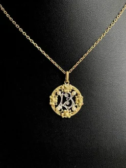 Pendentif Art Nouveau porte bonheur "13" en or