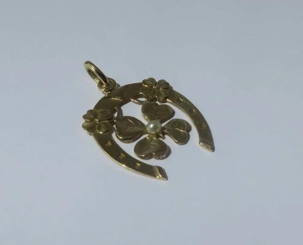 Pendentif Art Nouveau porte-bonheur
