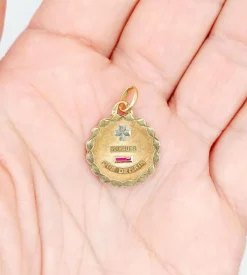 Pendentif AUGIS médaille d'amour 19MM or rose 18k et rubis :