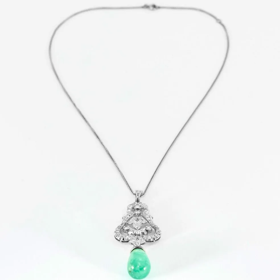 Pendentif Belle Epoque, or blanc, diamants et émeraude