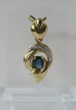 Pendentif bicolore coeur saphir