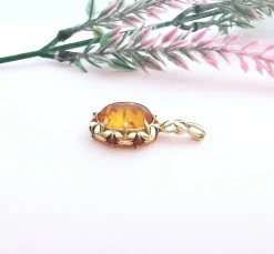 Pendentif Cabochon d'Ambre