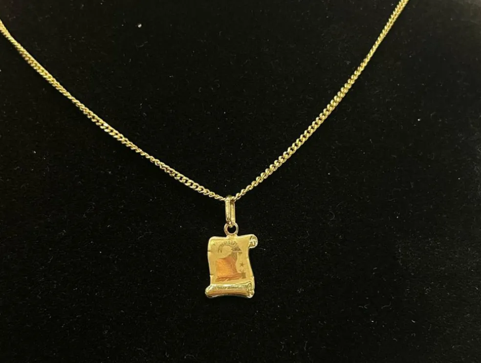 Pendentif capricorne or jaune