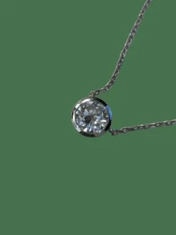 Pendentif chainette or blanc et diamant