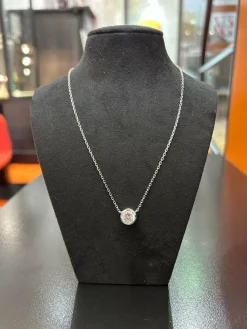 Pendentif chainette or blanc et diamant