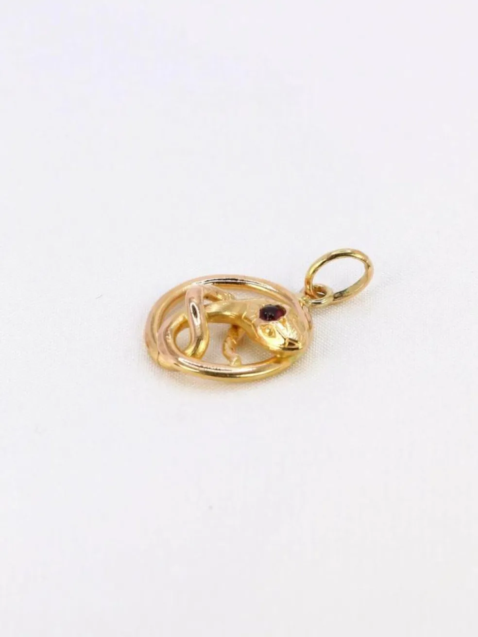Pendentif charms ancien serpent or jaune