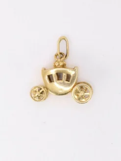 Pendentif charms carrosse vintage or jaune