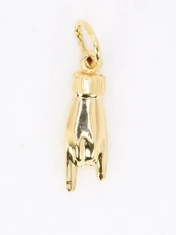 Pendentif Charms main signe des cornes or jaune