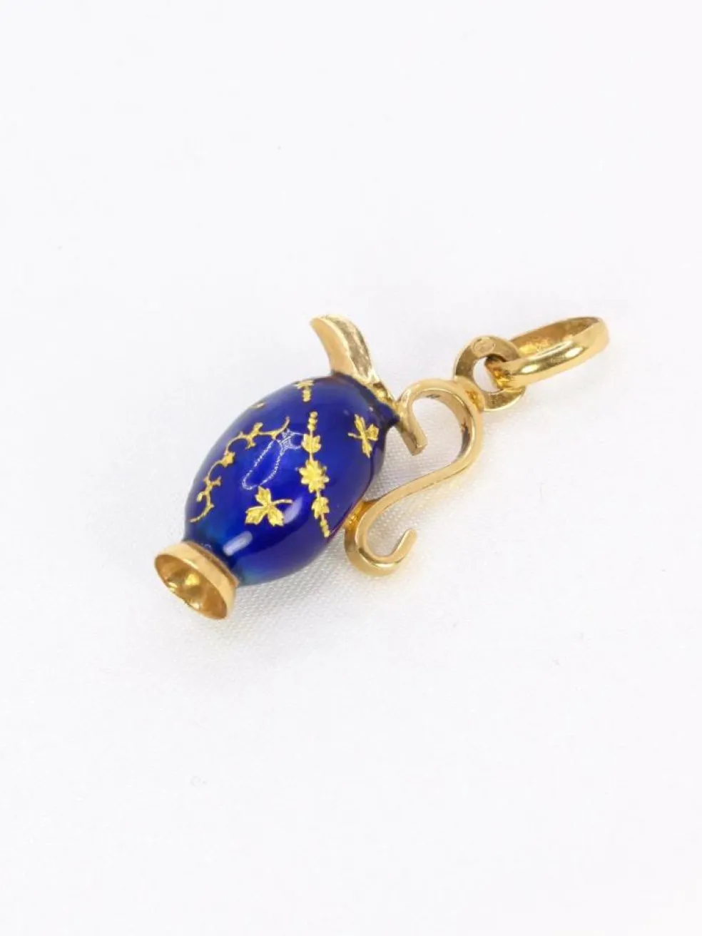 Pendentif charms vintage pichet or jaune émail bleu