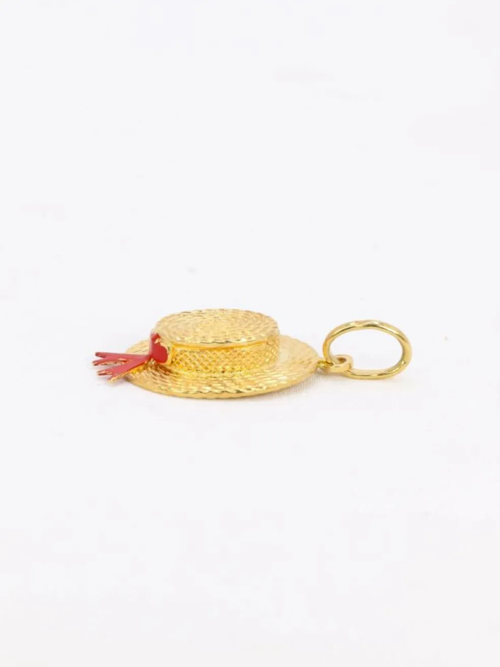 Pendentif charms vintage chapeau or jaune email rouge