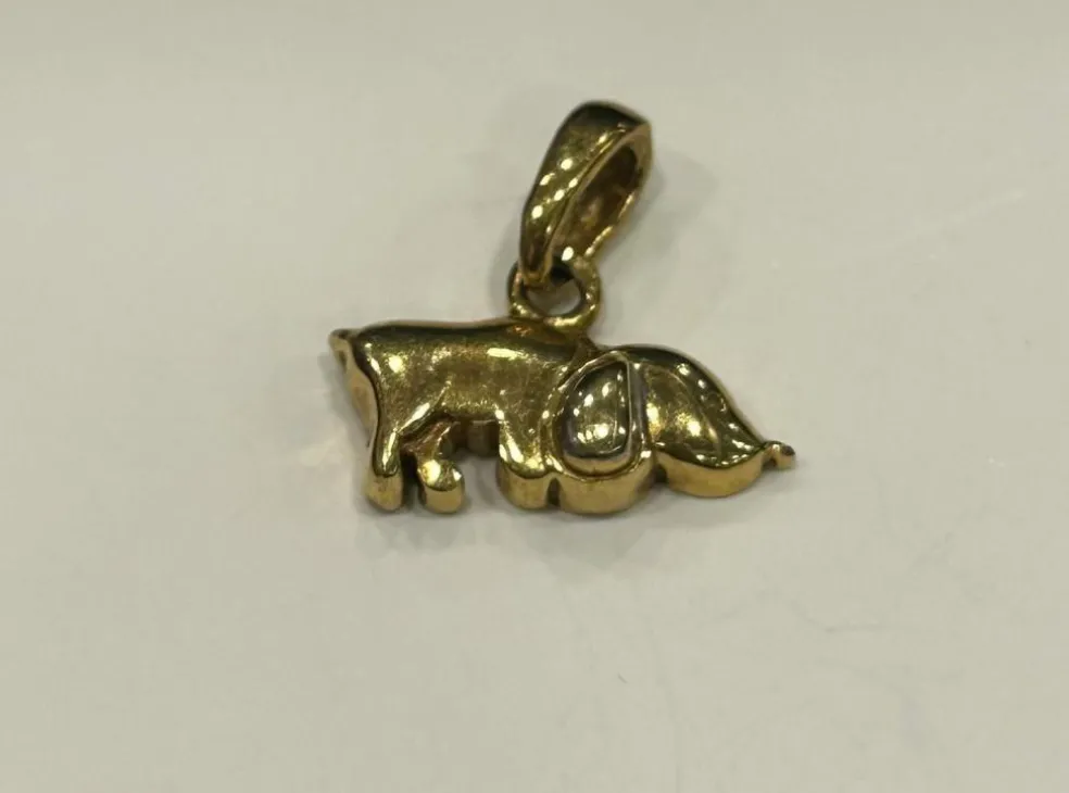 Pendentif chien or jaune