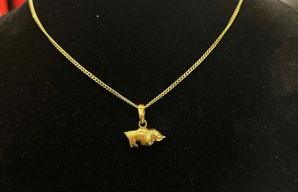 Pendentif chien or jaune