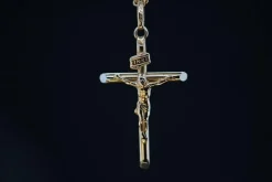 Pendentif Christ en Croix en or 18 carats