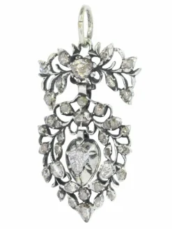 Pendentif coeur diamant