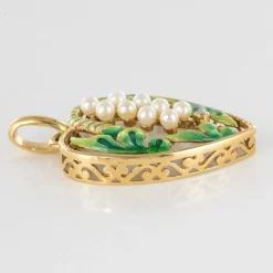 Pendentif coeur perles et émail