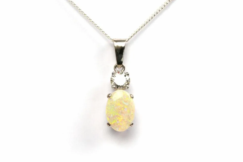 Pendentif contemporain or blanc, opale et diamant
