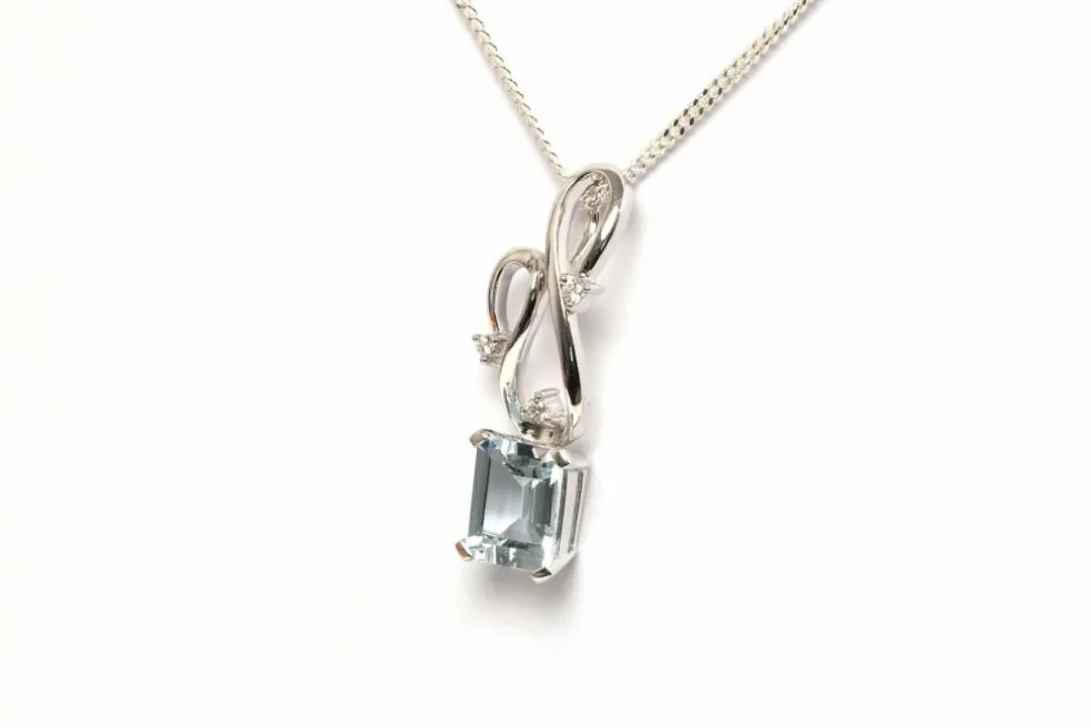 Pendentif contemporain or blanc, aigue-marine, diamants