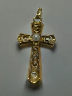 Pendentif Croix