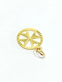 Pendentif Croix de Malte or jaune