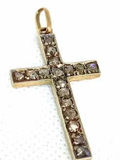 Pendentif Croix diamants