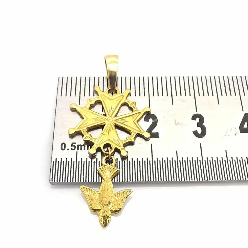 Pendentif croix en or