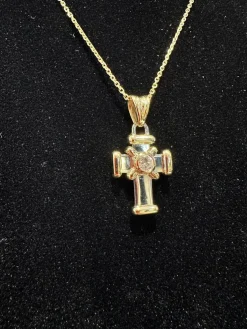 Pendentif Croix or jaune et blanc diamant