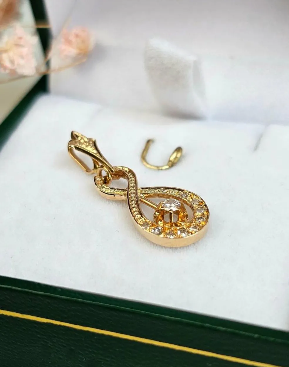 Pendentif Diamants or rose