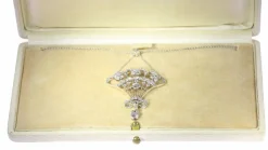 Pendentif en diamant