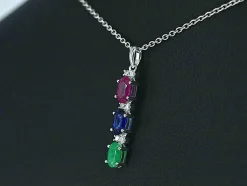 Pendentif en or blanc avec pierres précieuses multicolores et diamants
