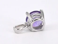 Pendentif en or blanc avec améthyste