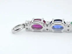 Pendentif en or blanc avec pierres précieuses multicolores et diamants