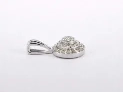 Pendentif en or blanc avec diamants