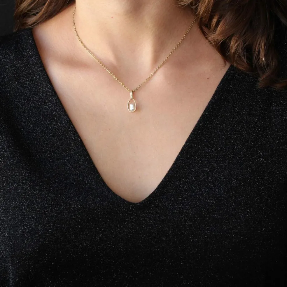 Pendentif en or et sa perle baroque