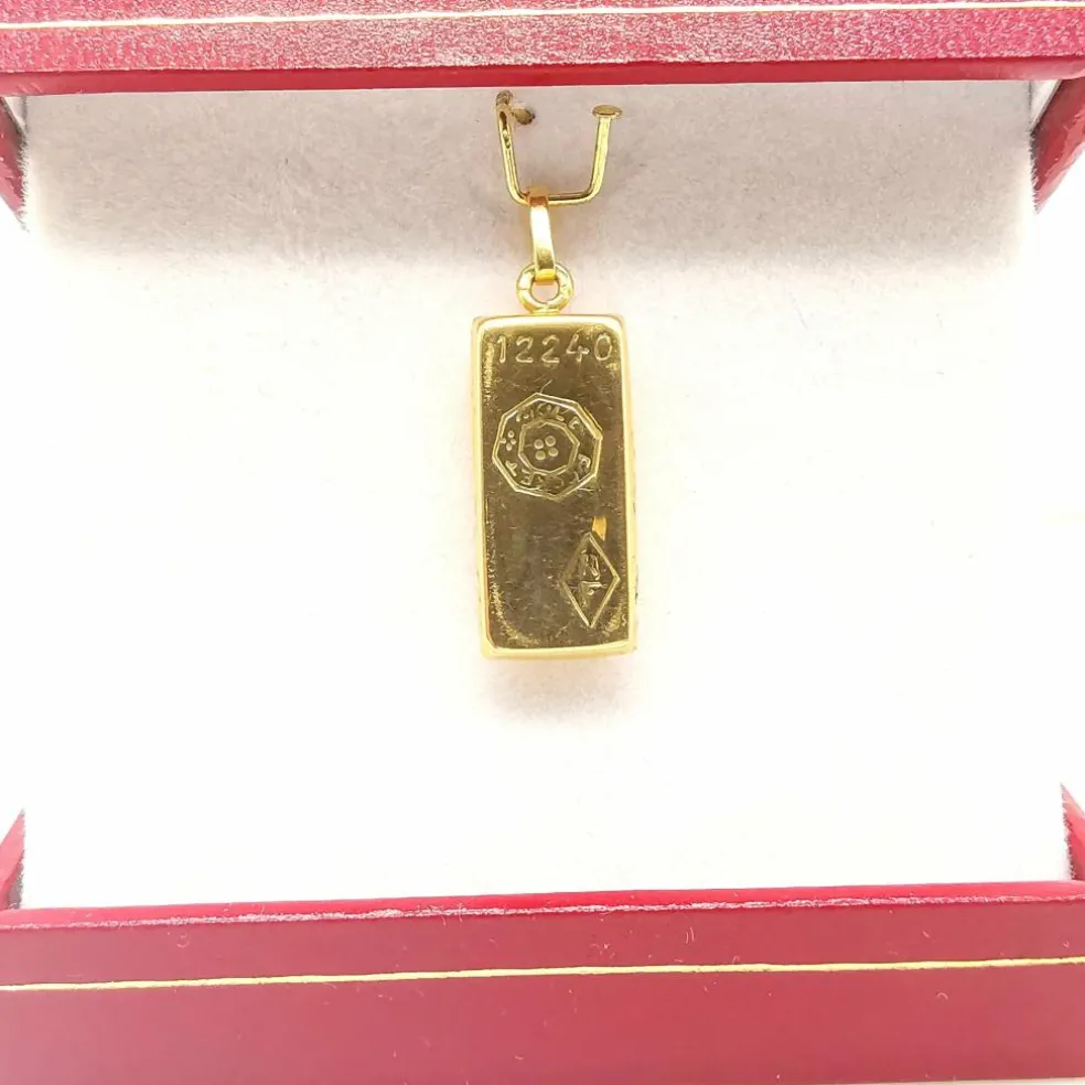 Pendentif en or jaune